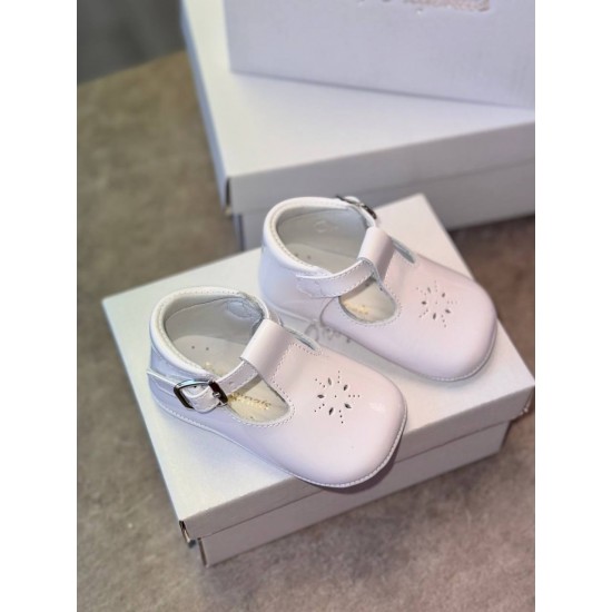 Pretty Originals White Patent Pram Shoe UE03163E