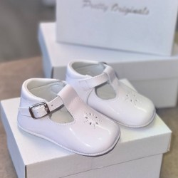 Pretty Originals White Patent Pram Shoe UE03163E