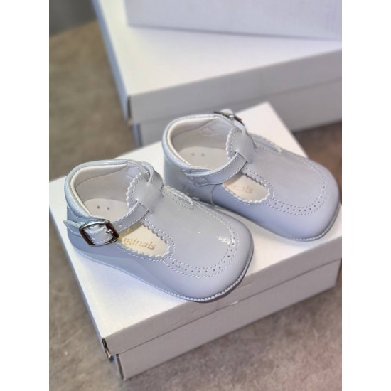 Pretty Originals Pale Blue Patent pram shoe UE03196E