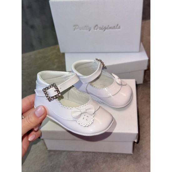 Pretty Originals White Patent Pram Shoes with a Diamanté Buckle UE02690D