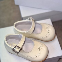 Pretty Originals Cream Patent Shoes with a Diamanté Buckle UE15205D