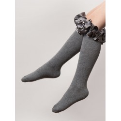 Caramelo Kids Grey Ruffle ribbon knee length socks 044918