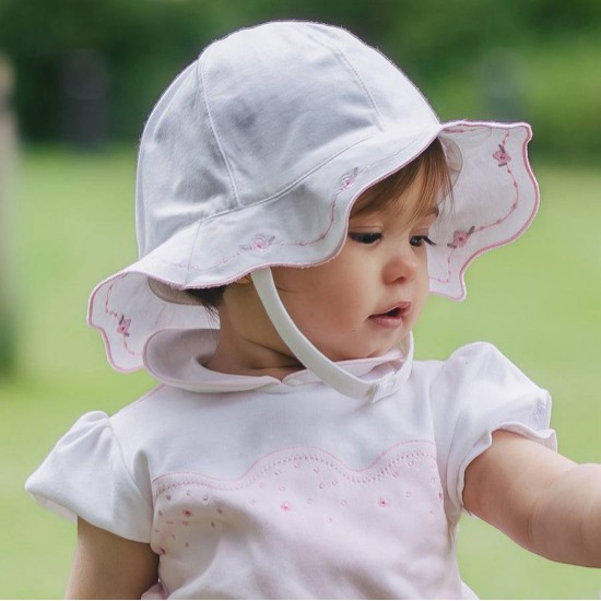 emile et rose ss26 girls white and pink floral sunhat with embroidered scallop brim 4789wh emile et rose ss26 girls white and pink floral sunhat with embroidered scallop brim 4789wh
